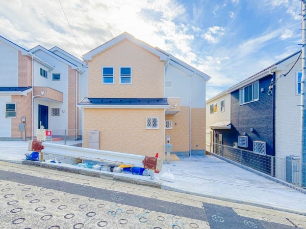 横浜市戸塚区汲沢町　新築一戸建て