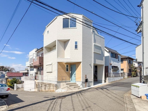 川崎市多摩区生田４丁目　新築一戸建て
