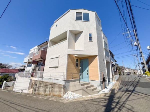 川崎市多摩区生田４丁目　新築一戸建て