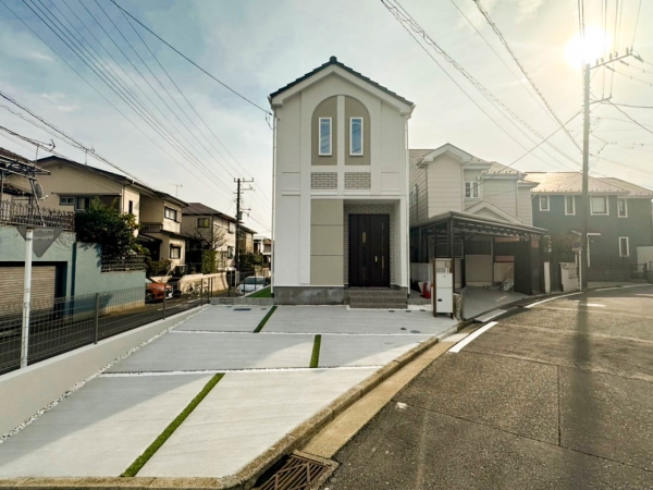 横浜市鶴見区梶山２丁目　新築一戸建て