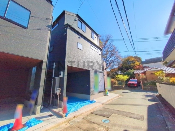 横浜市西区北軽井沢　新築一戸建て