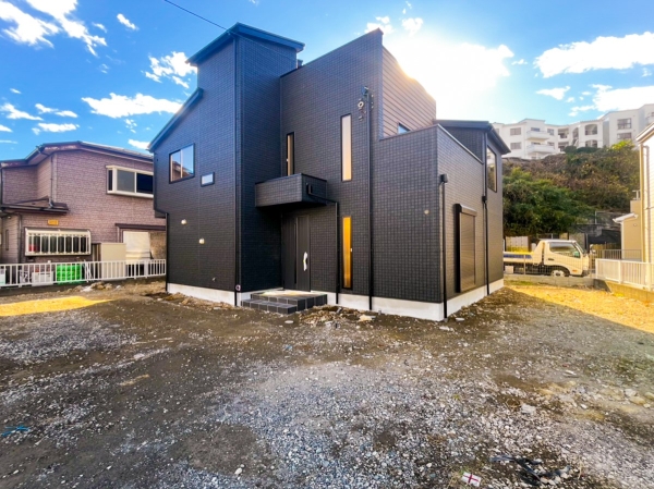 横浜市金沢区釜利谷南２丁目　新築一戸建て