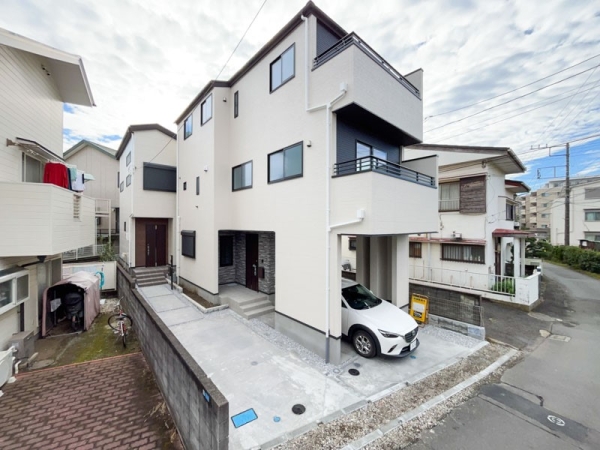 藤沢市辻堂元町２丁目　新築一戸建て