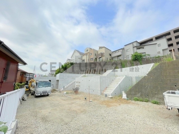 横浜市鶴見区下末吉５丁目　新築一戸建て