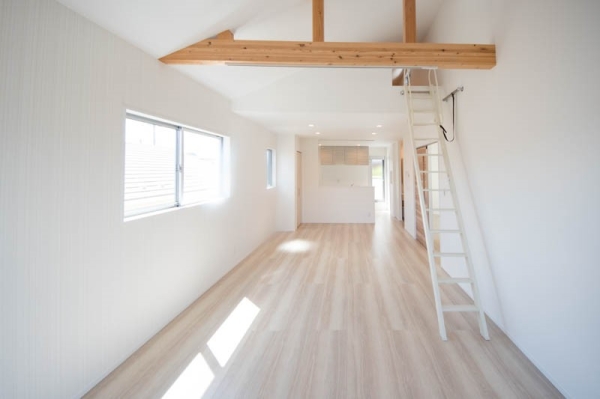 逗子市久木８丁目の中古一戸建て