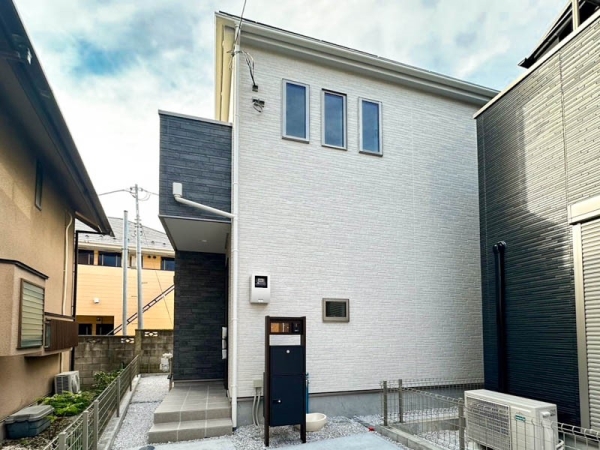 横浜市金沢区谷津町　新築一戸建て