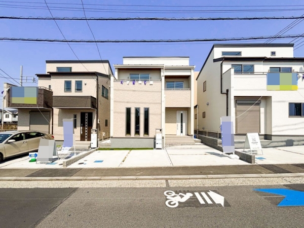 藤沢市辻堂太平台１丁目　新築一戸建て