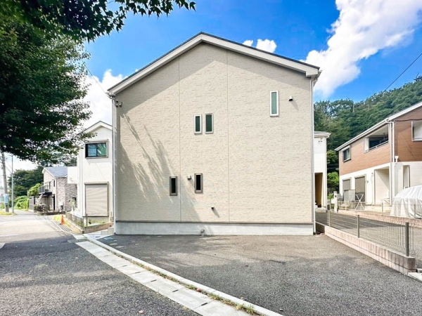 横浜市青葉区すみよし台　中古一戸建て