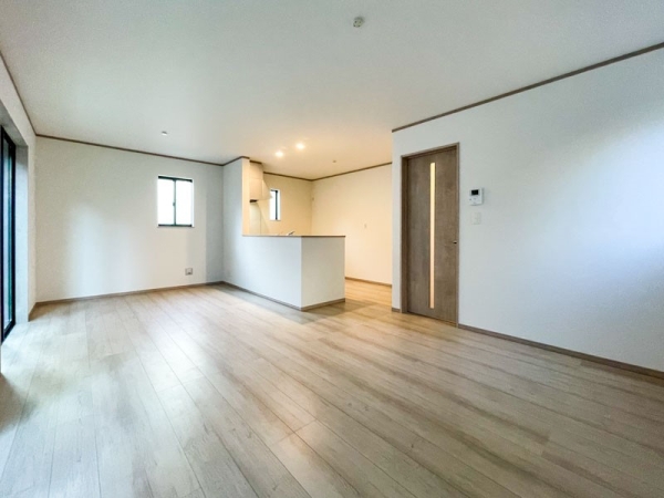 藤沢市本町４丁目　新築一戸建て