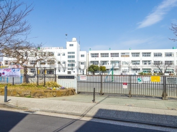 横浜市金沢区町屋町 新築一戸建て(横浜市立金沢小学校)