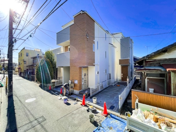 横浜市金沢区町屋町　新築一戸建て