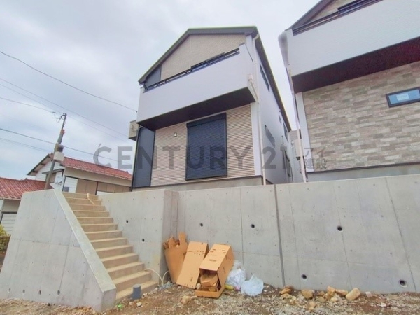 横浜市金沢区富岡西２丁目　新築一戸建て
