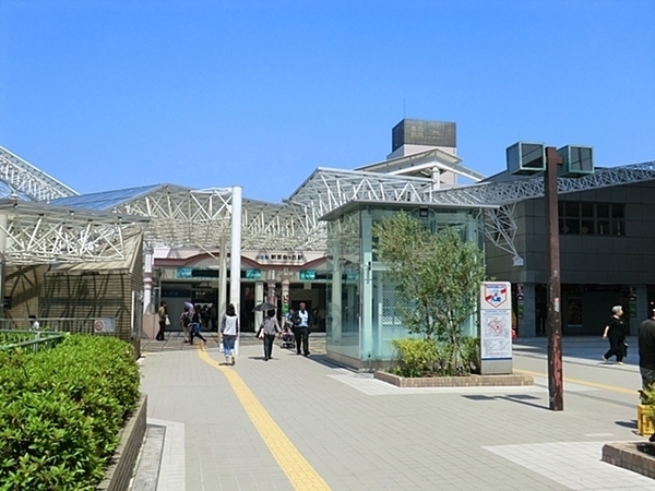 川崎市麻生区万福寺4丁目の中古一戸建て(小田急線新百合ヶ丘駅)