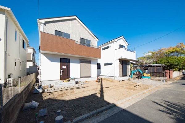 横浜市金沢区柳町　新築一戸建て
