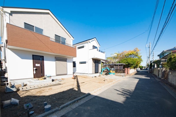 横浜市金沢区柳町　新築一戸建て
