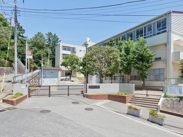 横浜市港南区日野5丁目 新築一戸建て(横浜市立吉原小学校)