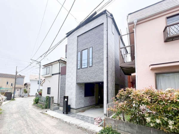 鎌倉市腰越４丁目　新築一戸建て
