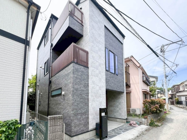 鎌倉市腰越４丁目　新築一戸建て