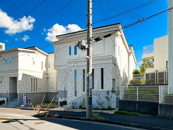 横浜市緑区十日市場町　新築一戸建て