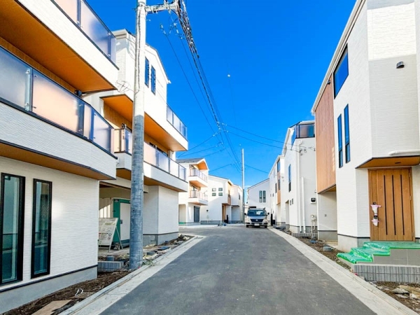 横浜市鶴見区駒岡４丁目　新築一戸建て