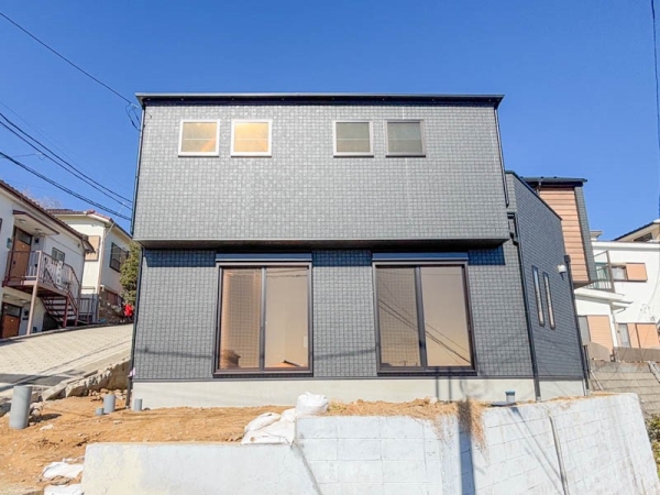 横浜市磯子区岡村４丁目　新築一戸建て