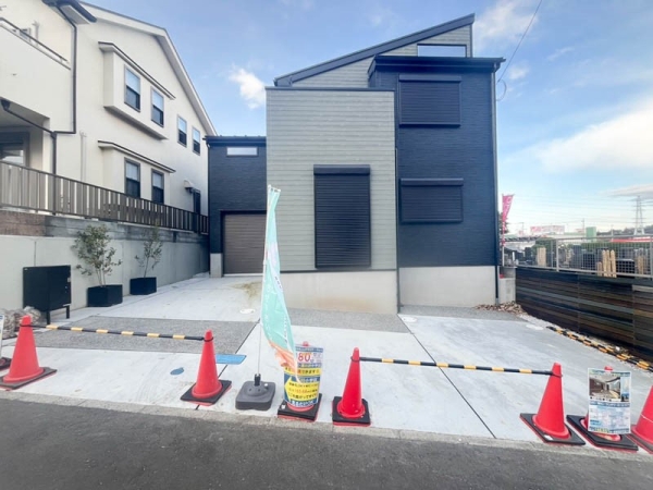 藤沢市石川３丁目　新築一戸建て
