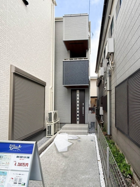 横浜市鶴見区汐入町３丁目　新築一戸建て