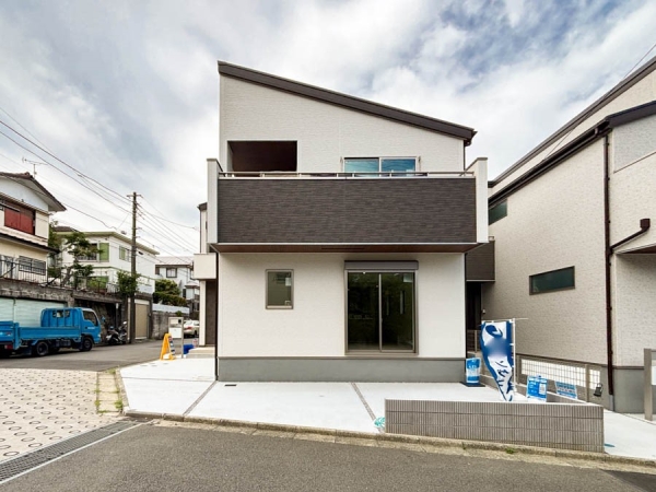横浜市保土ケ谷区新井町　新築一戸建て