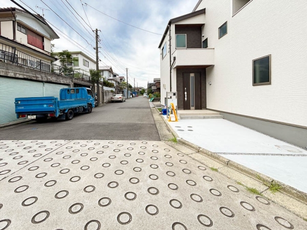 横浜市保土ケ谷区新井町　新築一戸建て