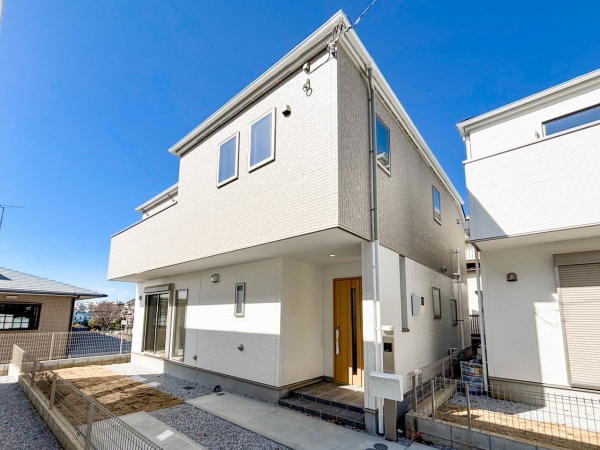 横浜市神奈川区菅田町　新築一戸建て