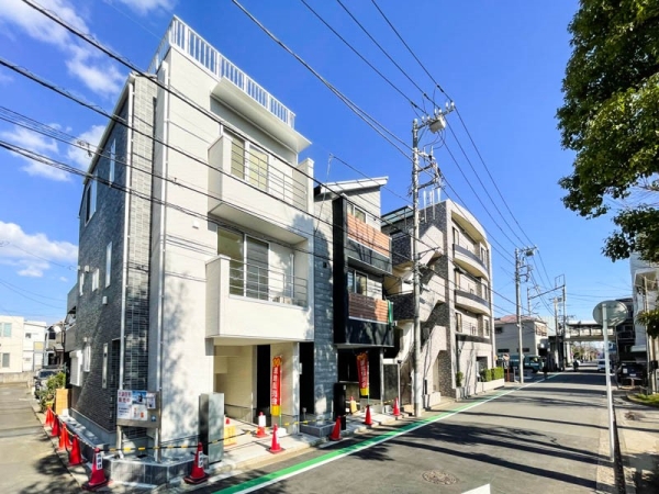 横浜市港北区綱島東３丁目　新築一戸建て