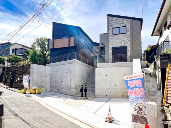 横浜市神奈川区中丸　新築一戸建て