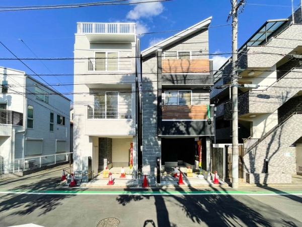横浜市港北区綱島東３丁目　新築一戸建て