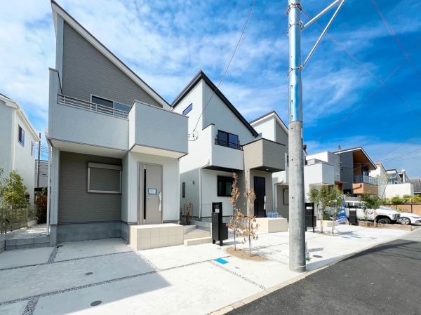 藤沢市辻堂太平台２丁目　新築一戸建て