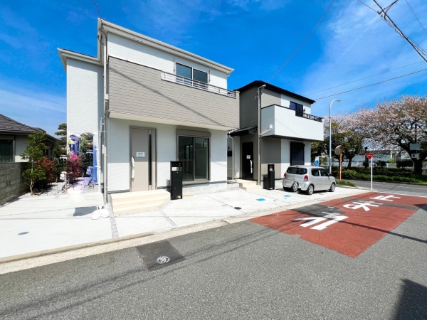 藤沢市辻堂太平台２丁目　新築一戸建て