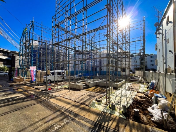 川崎市多摩区長尾４丁目　新築一戸建て