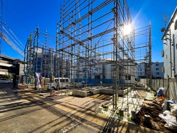 川崎市多摩区長尾４丁目　新築一戸建て