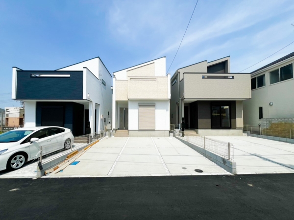 藤沢市本鵠沼４丁目　新築一戸建て