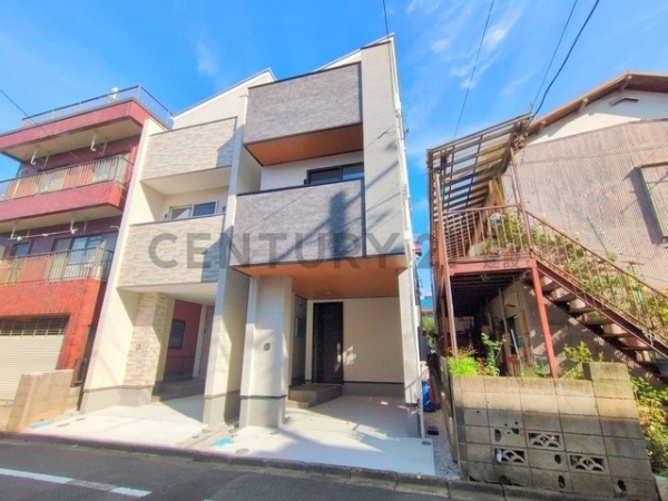 川崎市幸区古市場２丁目　新築一戸建て