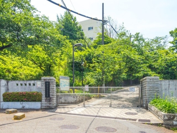 横浜市磯子区田中1丁目 新築一戸建て(横浜市立浜中学校)