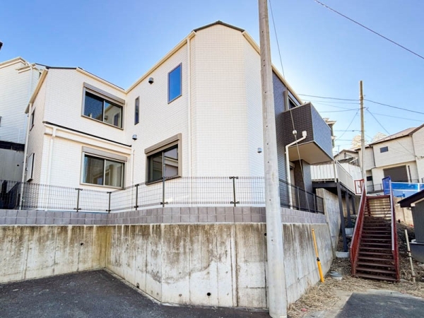 横浜市港北区篠原町　新築一戸建て