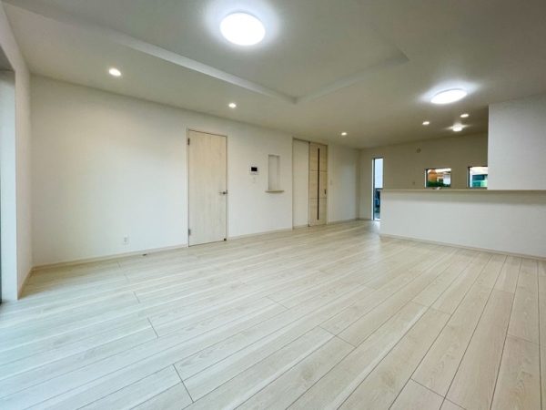 藤沢市辻堂５丁目　新築一戸建て