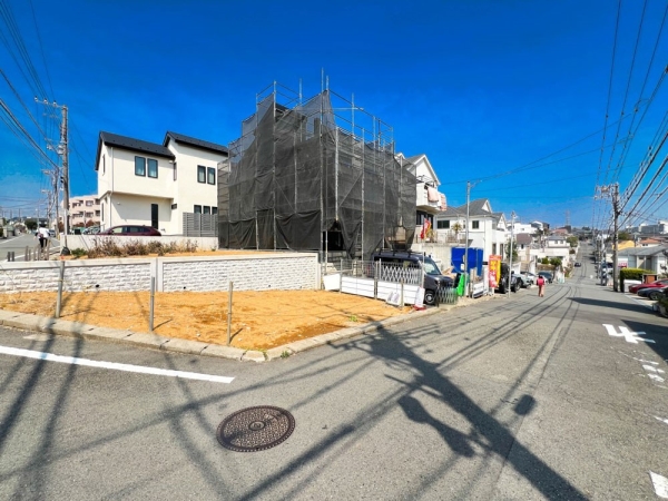 横浜市青葉区さつきが丘　新築一戸建て