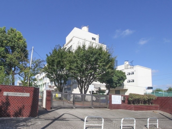 横浜市港南区日野中央3丁目 新築一戸建て(横浜市立洋光台第三小学校)