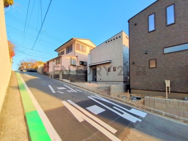 横浜市港南区日野中央３丁目　新築一戸建て