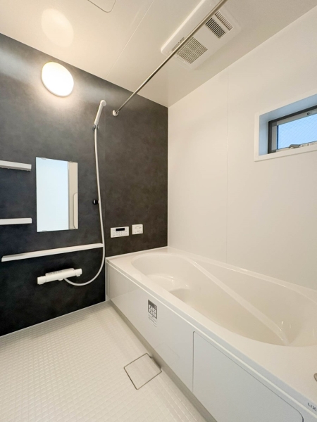 横浜市港南区港南１丁目　新築一戸建て