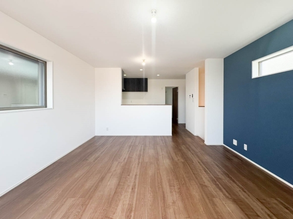 横浜市港南区港南１丁目　新築一戸建て