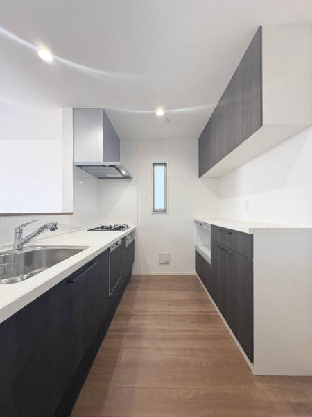 横浜市港南区港南１丁目　新築一戸建て