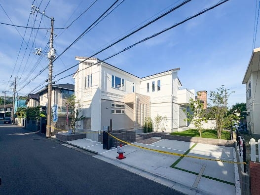 鎌倉市稲村ガ崎５丁目　新築一戸建て