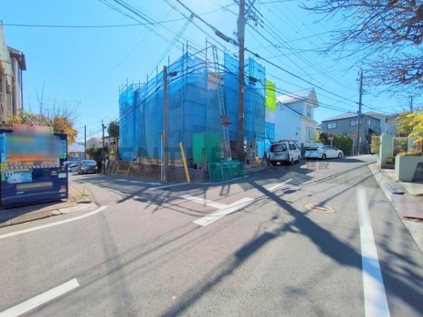 横浜市南区六ツ川２丁目　新築一戸建て